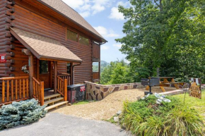 A Taste Of Honey is a dog-friendly two bedroom true log cabin nestled inside the Starr Crest resort